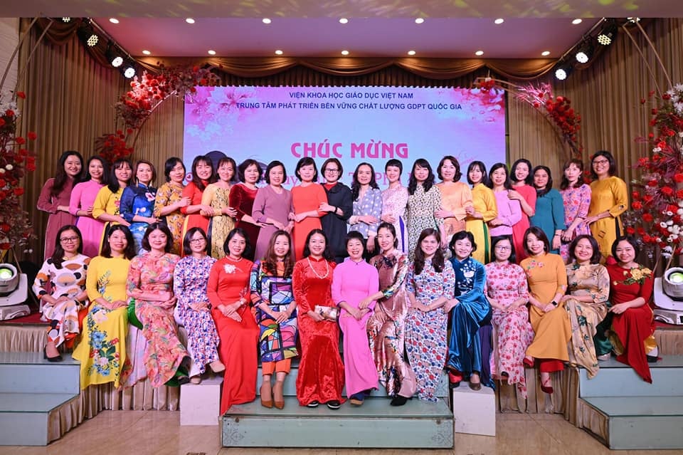 Trung tâm Phát triển bền vững chất lượng giáo dục phổ thông Quốc gia tổ chức buổi lễ chúc mừng ngày Quốc tế phụ nữ